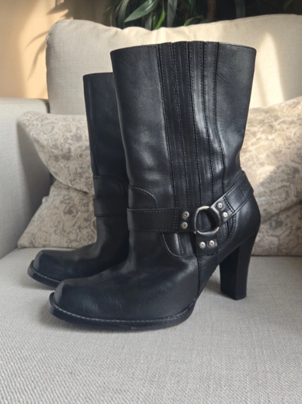 Harley-Davidson Black Leather Mid-Calf Heeled Boots with Strap & Ring